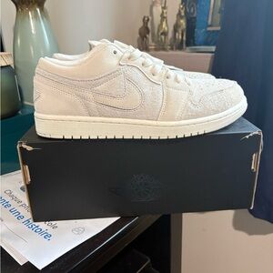 Jordan 1 Low SE Craft in Pale Ivory and Sail